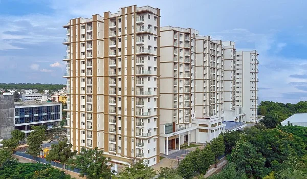 Prestige Avon is 2.2 km away from Prestige Pine Forest